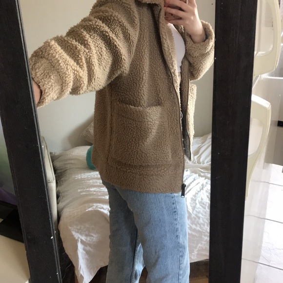 Fluffy Tan Teddy Coat/Jacket! - Picture 2 of 3